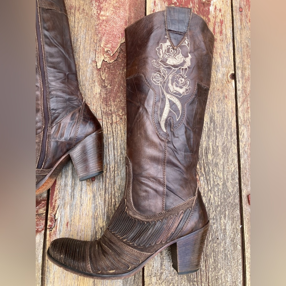 💙Siren by Mark Nason  Rose Embroidered Brown Leather Cowboy Boots